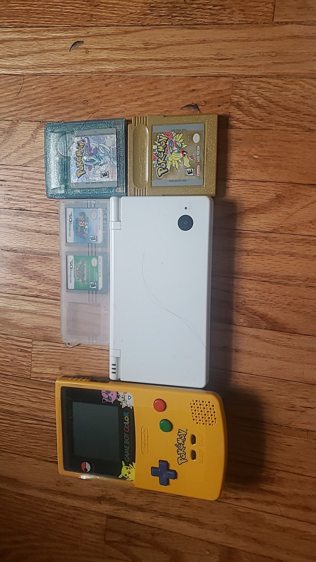 Dsi, gameboy color, pokemon crystal, gold, pokemon mystery dungeon, super mario ds