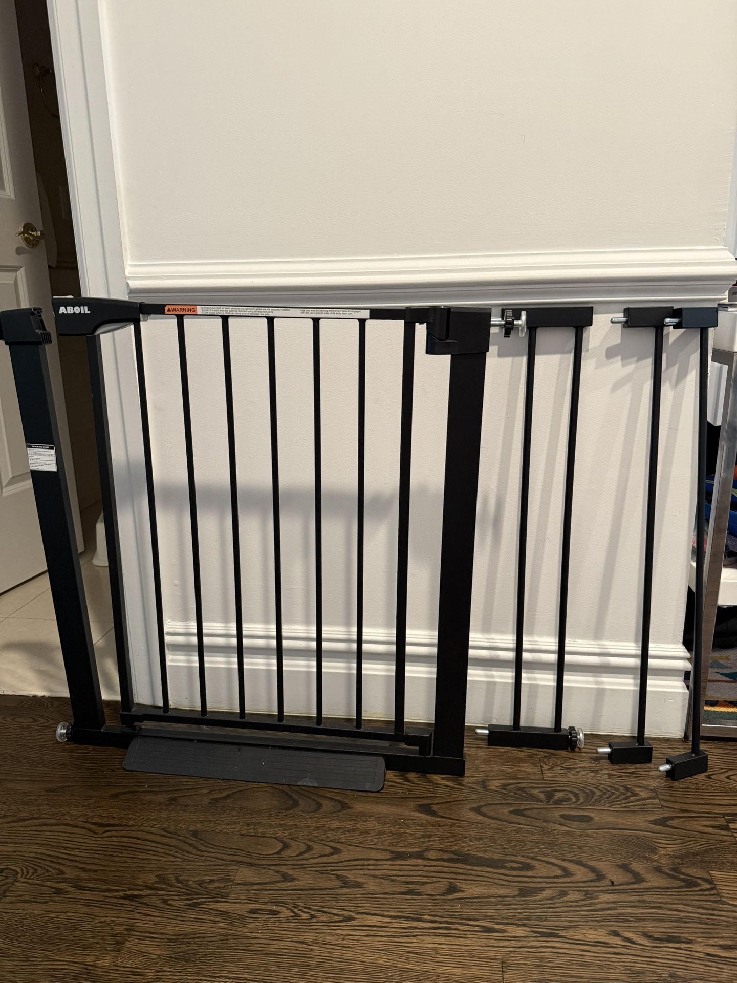 ABOIL Baby Or Pets Gate (all Hardware Incl)
