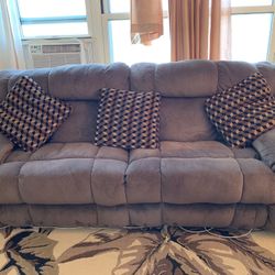 Raymour & Flanigan Excellent condition reclining soft couches. Moving out sale don’t lose this awesome deal