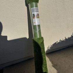 4x6’ Astroturf Rug