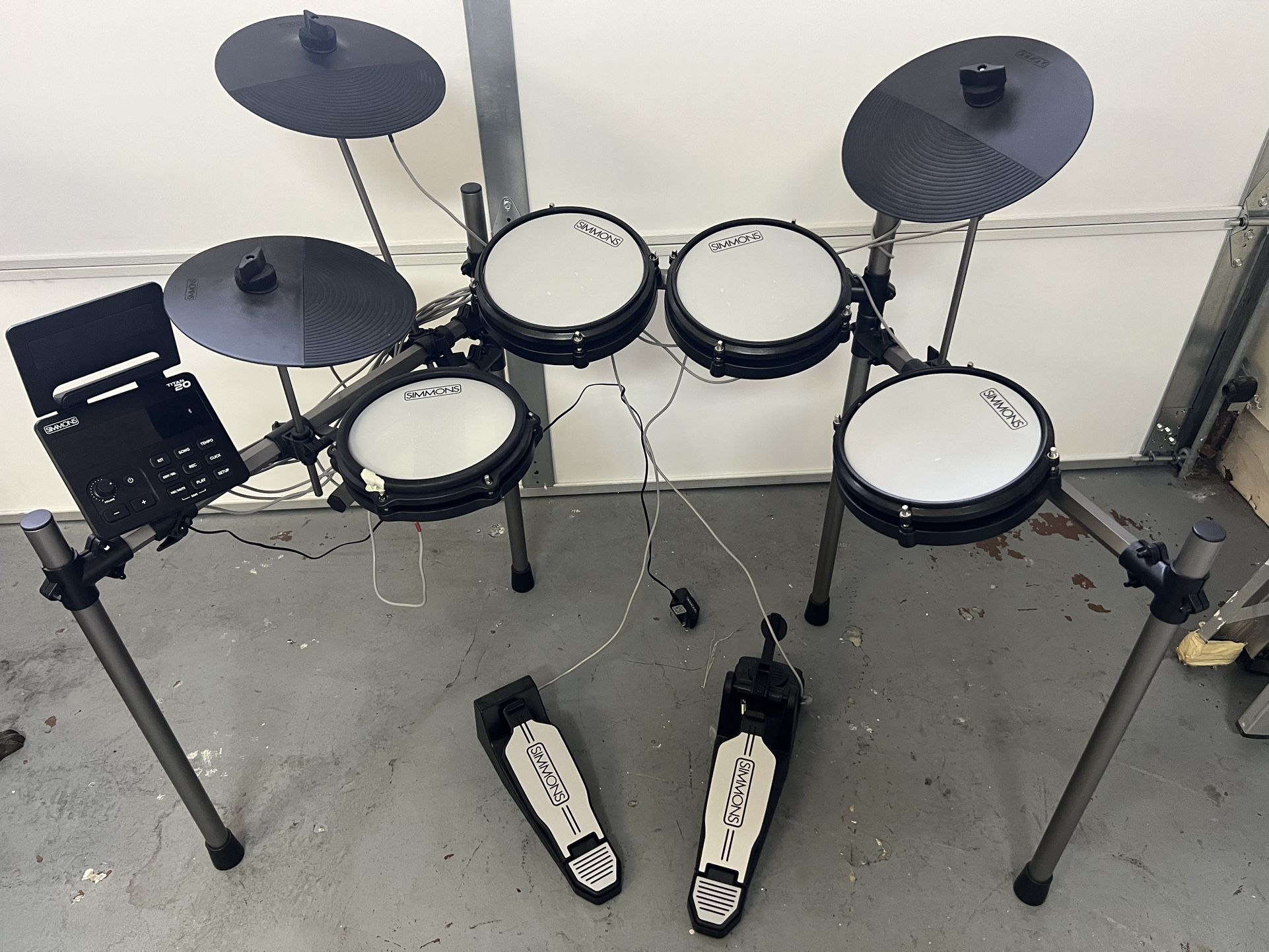 Drum Set Electric - Simmons Drums.