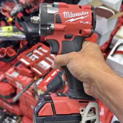 Milwaukee M18 Fuel 3/8 Impact With Battery 