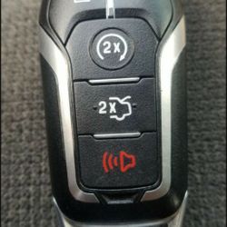2016 Ford Explorer Smart Fob / Proxy Keyless Entry Remote Key