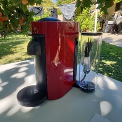 NESPRESSO  COFFEE MACHINE