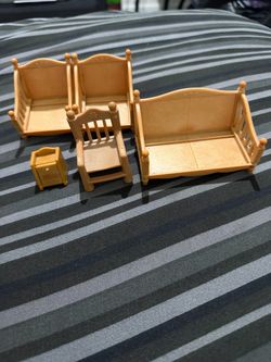 Epoch CalicoCritters Sylvanian Families Furniture Lot 5 Sofa Chair Bread Cabinet