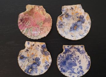 Decorative Floral Decoupage and Resin Scallop Shell Trinket Dish