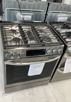 END OF SUMMER DEAL🏖️ SAVE UP TO $2000 OFF MSRP on a Slide In Dual Fuel Range
