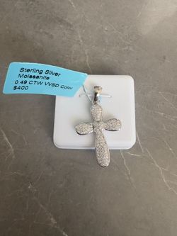 Sterling silver cross pendant with moissanite stones #cross #jewelry