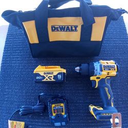     Dewalt brushless drill driver with 5Ah battery, charger and bag FIRM PRICE