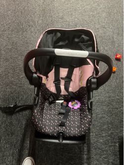 Babycar seat pink and black