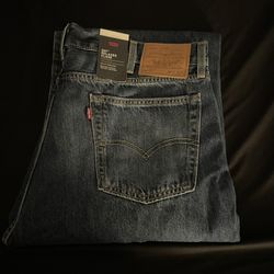 Levis 567 Relaxed Flare Jeans