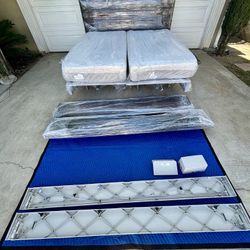 Sleep Number p6 Cal King mattress with Headboard - Used 