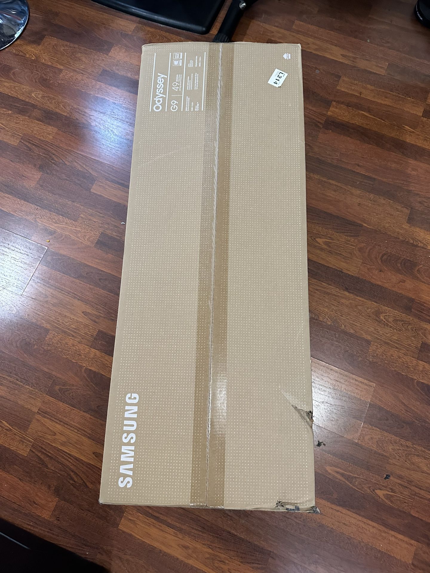 Samsung 49" Odyssey G9 32:9 240 Hz Curved HDR G-SYNC VA Gaming Monitor