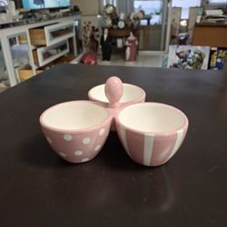 " Help Whip Breast Cancer " Porcelain 3 Bowl Condiment Dip Holders In Pink & White Made By Pampered Chef 
