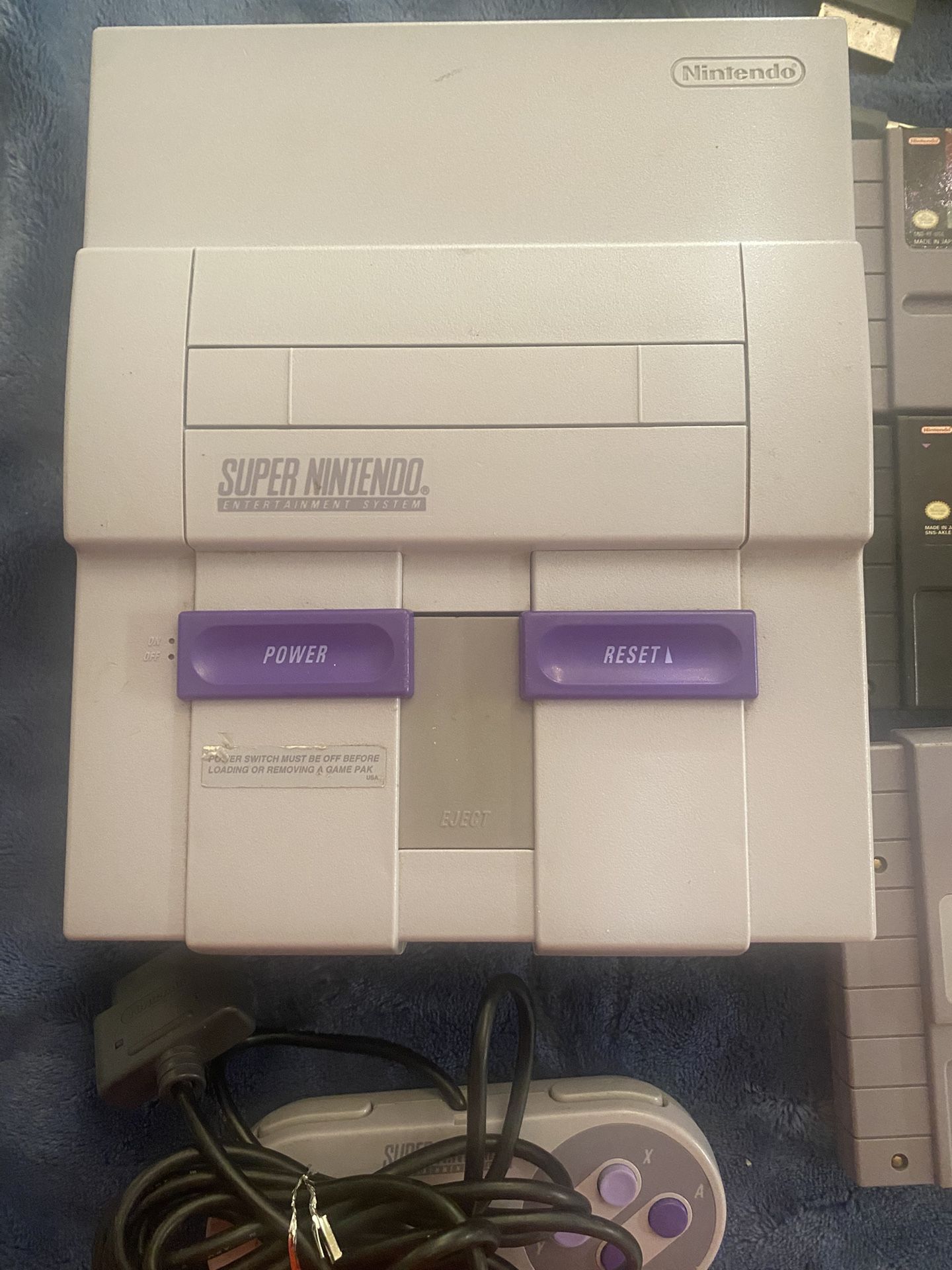 Super Nintendo w/ Games - Everything Works!