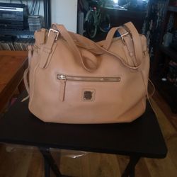 Dooney & Bourke