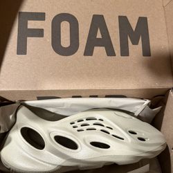 Yeezy Foam Runner Stone Siege