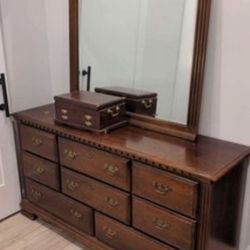 Wooden Dresser With Matching Mirror And Jewelry Box