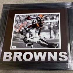 David Njoku Cleveland Browns Autographed 8x10 Framed Photo With COA