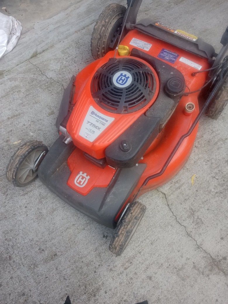 Husqvarna self walk mower