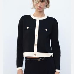 ZARA CARDIGAN WITH GOLD BUTTONS Size Large