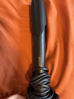 GHD Straightener 