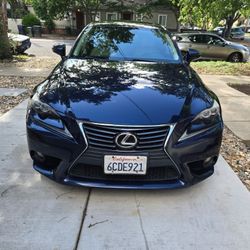 2014 Lexus ISIS 250 Sedan 4D