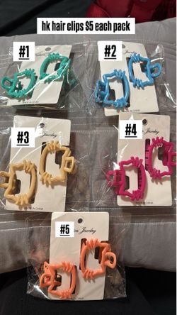 Hello Kitty Hair Clips $5 each pack