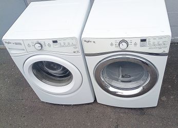 WHIRPOOL WASHER AND DRYER ELECTRIC
