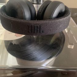 JBL live Headphones