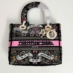 Brand New Medium Embroidered Crossbody Handbag Purse Bolsa Cartera 