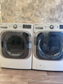 LG mega capacity washer and dryer laundry