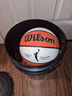 Basketball's and  6gallon bucket with paded soft seat