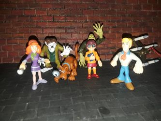 Scooby Doo and friends action figures