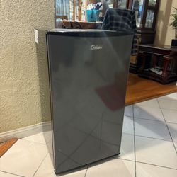 Mini Fridge!