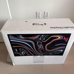 Apple Studio Monitor