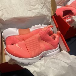 Nike Presto Size 2y 