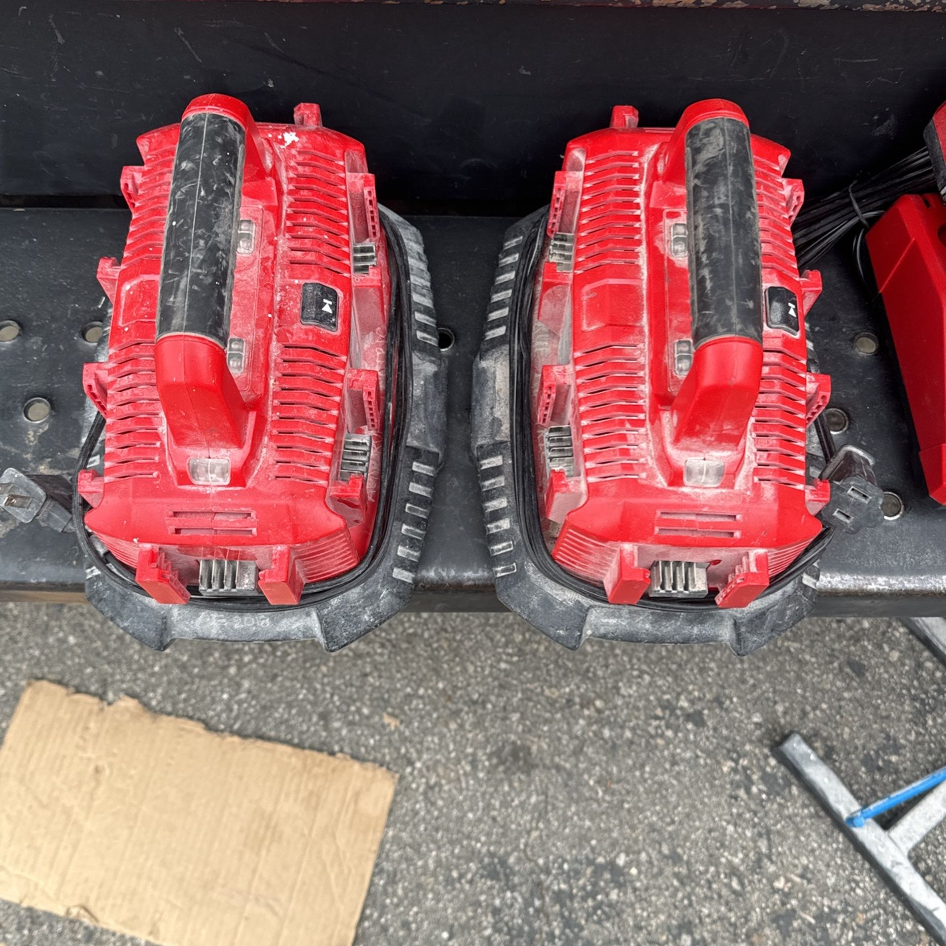 Milwaukee M18 Six Pack Sequential Charger