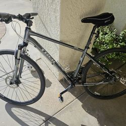 Selling My Trek Dual Sport !! Great Condition 
