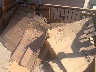 MOVING BOXES - great condition pick up ASAP