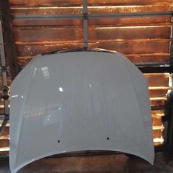 2010 Sebring sedan hood 