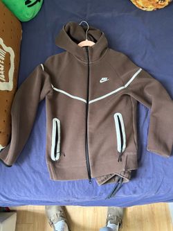 Brown Nike Tech Size Small