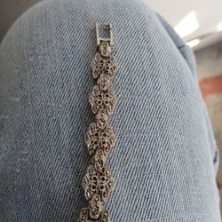 Vintage Majestron Quartz Analog Watch