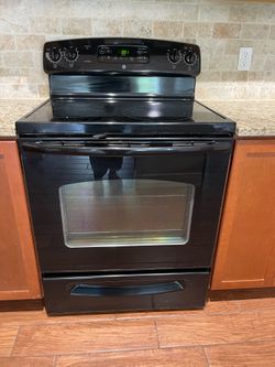 GE GLASSTOP STOVE