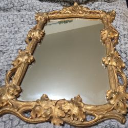 Vintage Gold Syroco Wall Mirror 