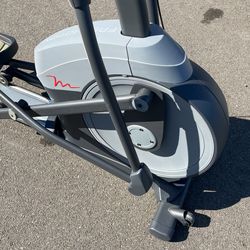 Freemotion 560 elliptical shop