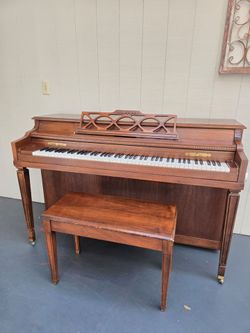 Upright Console Piano with Bench