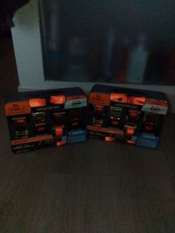 2 Sets of Ratchet Straps