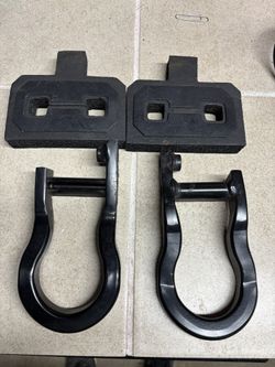 Pull Hooks Off 2018 Chevy Silverado 1500