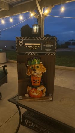 Frankie Dog Decor